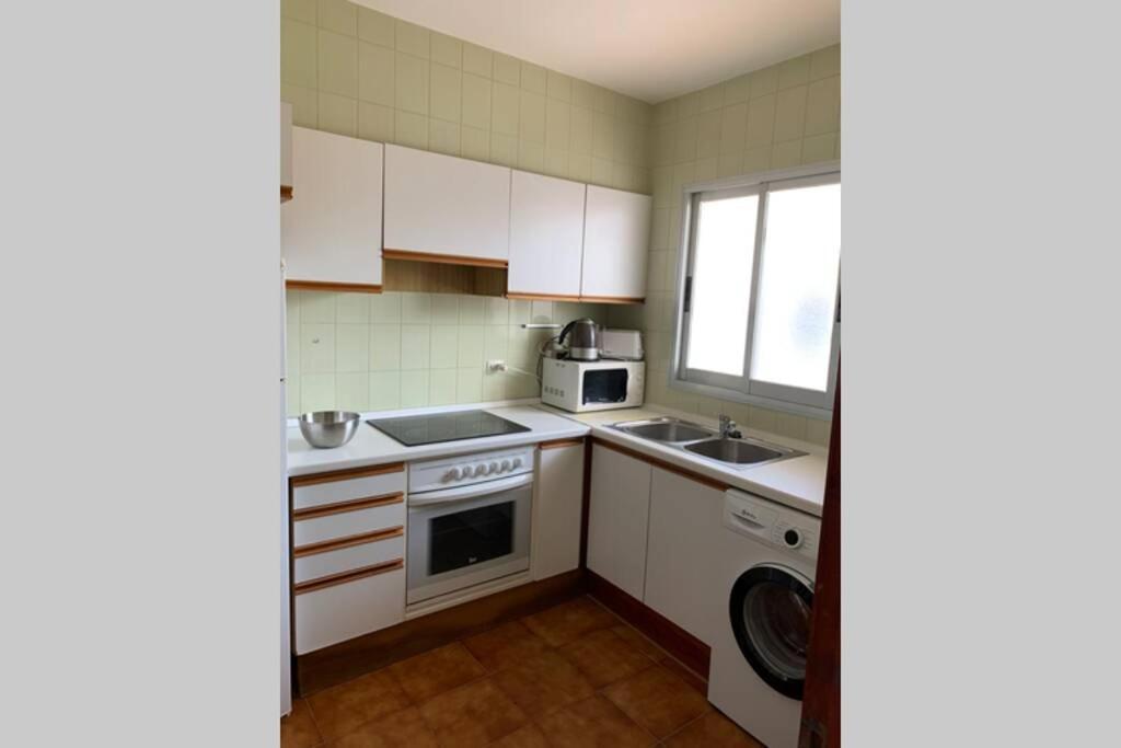 Apartamento En Playa Santo Tomas 1-5 Es Migjorn Gran Exterior photo